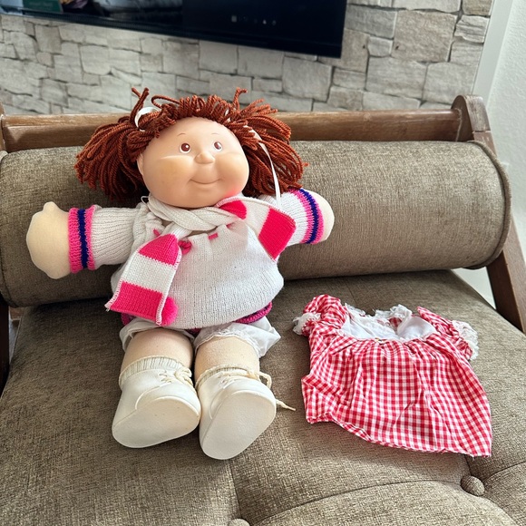 Heavenly Kids 1984 Vintage Doll - Picture 1 of 8